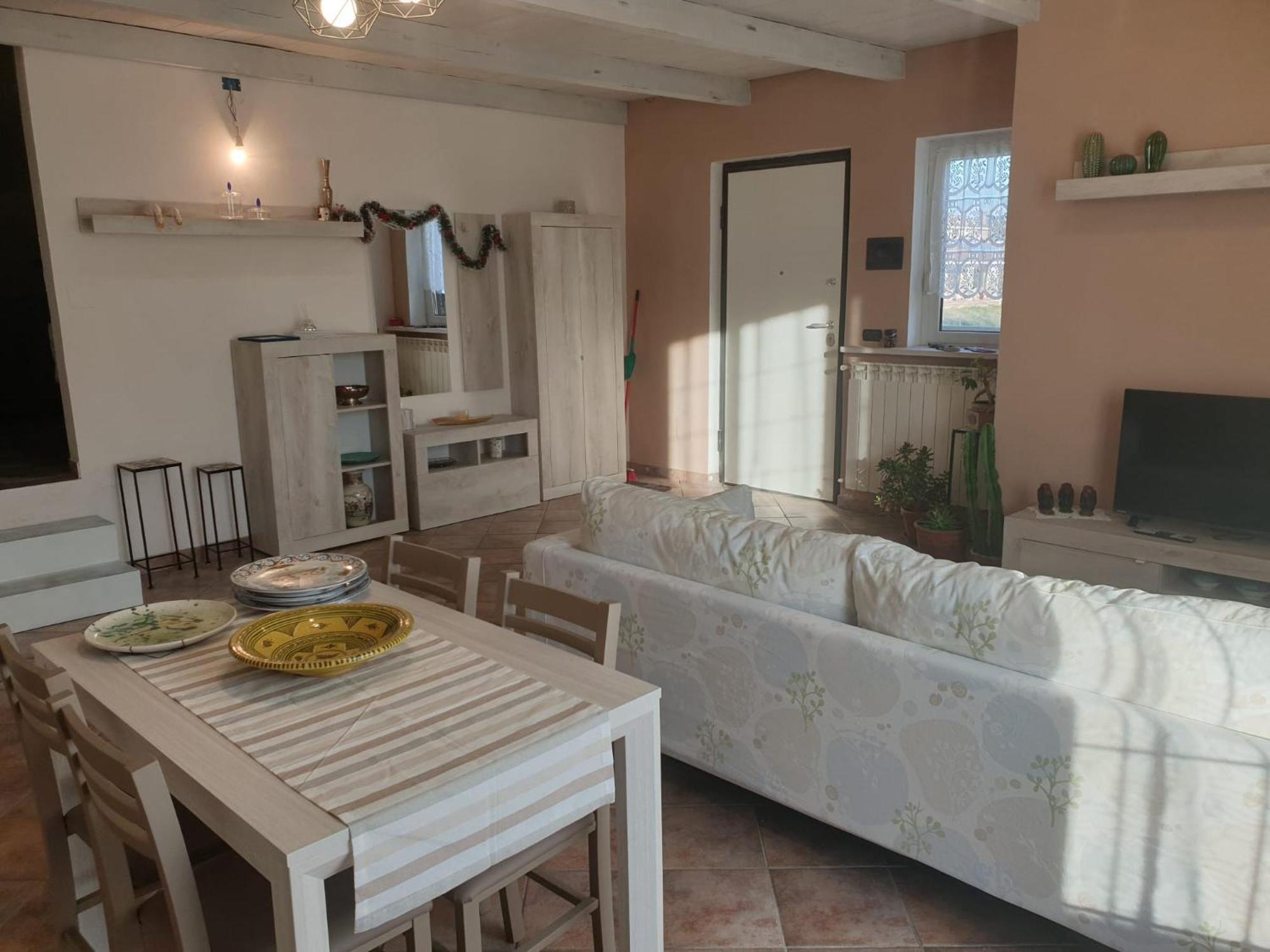 Casa Vacanze Alice E Arianna 카이로 몬테노테 외부 사진