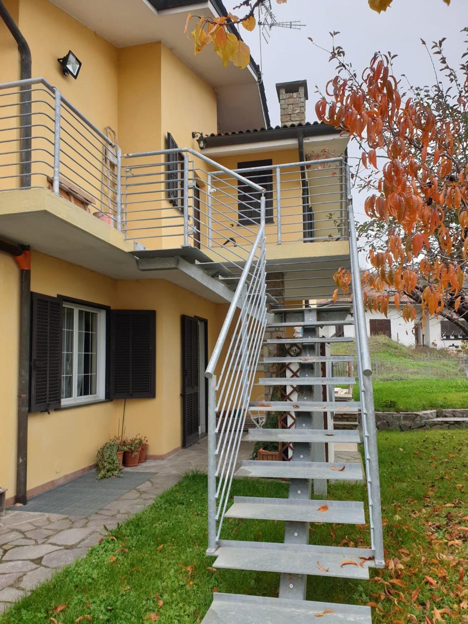 Casa Vacanze Alice E Arianna 카이로 몬테노테 외부 사진